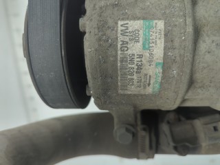Форсунка топливная, ориг. номер 03L130277B, Volkswagen Golf 6 2008-2012