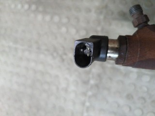 Форсунка топливная, ориг. номер LR006495, LR010347, 6H4Q9F800AA, Land Rover Range Rover Sport 2005-2009