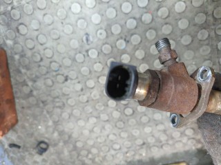 Форсунка топливная, ориг. номер LR006495, LR010347, 6H4Q9F800AA, Land Rover Range Rover Sport 2005-2009