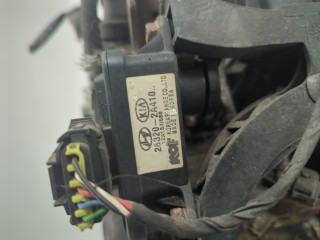 Форсунка топливная, ориг. номер 338002A800, KIA Sportage 2010-2014