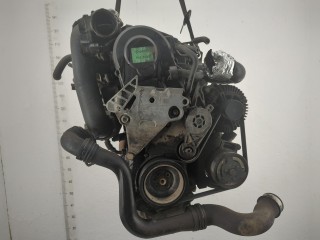 Форсунка топливная Volkswagen Passat 2005-2010
