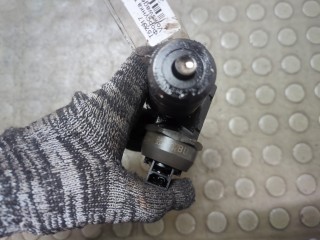 Форсунка топливная, ориг. номер 038130073BN, Volkswagen Caddy 2004-2010
