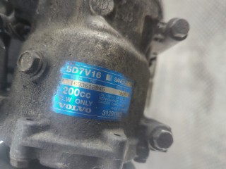 Форсунка топливная, ориг. номер 36002236, 36002237, Volvo C30 2009-2013