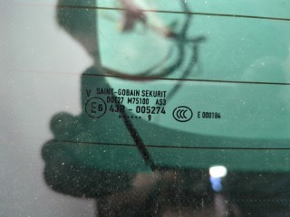 Щеткодержатель левый задний, Volkswagen Touareg 2002-2007
