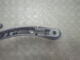 Щеткодержатель левый задний, Mercedes B W245 2008-2011
