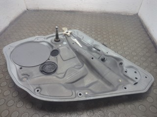 Стеклоподъемник механический правый задний Volkswagen Golf 4 1997-2006
