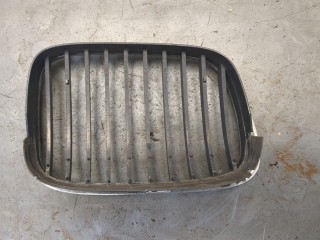 Решетка радиатора, BMW 5 серия 2000-2004