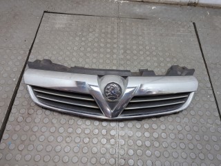 Решетка радиатора Opel Zafira B 2008-2014