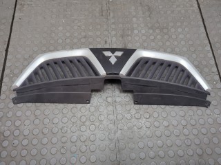 Решетка радиатора, Mitsubishi Outlander 2002-2009