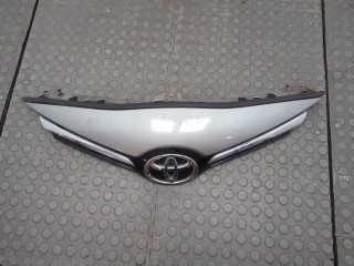 Решетка радиатора, Toyota Avensis 3 2015-2018