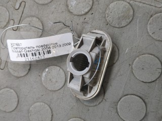 Повторитель поворотов левый, ориг. номер 26160AX00A, Nissan Qashqai 2006-2010