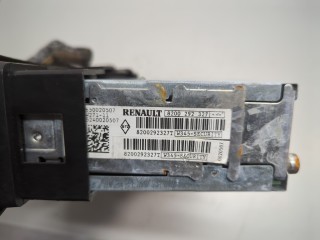 Магнитола, ориг. номер 8200292327, Renault Laguna 2001-2005