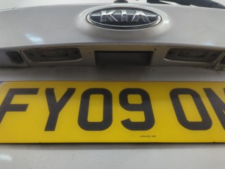 Фонарь дополнительный (стоп-сигнал), ориг. номер 927001D000, KIA Carens 2006-2012