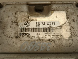 Блок управления двигателем, ориг. номер 030906032AM, Volkswagen Polo 1999-2001