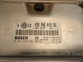 Блок управления двигателем, ориг. номер 038906019CR, Volkswagen Golf 4 1997-2006
