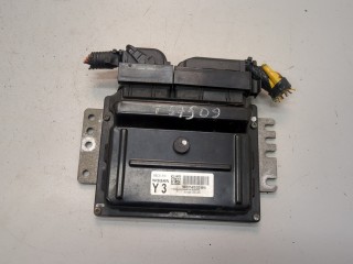 Блок управления двигателем Nissan Note E11 2005-2008
