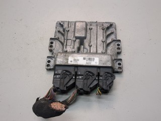 Блок управления двигателем Renault Scenic 2013-2016