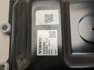 Блок управления двигателем, ориг. номер 32242004, Volvo S60 2018-2026