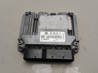 Блок управления двигателем Volkswagen Golf 2003-2009