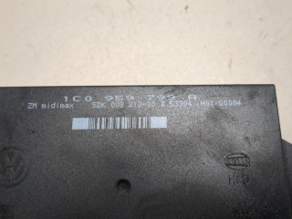 Блок комфорта, ориг. номер 1C0959799A, Volkswagen Passat 2000-2005