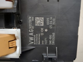 Блок управления бортовой сети (Body Control Module), ориг. номер 5K0937087MZEN, Volkswagen Jetta 2010-2014