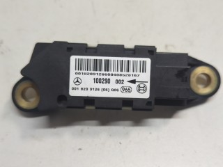Датчик удара, ориг. номер 0018209126, Mercedes S W220 2002-2005