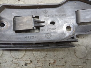 Кронштейн бампера левый передний, Volkswagen Passat 2000-2005