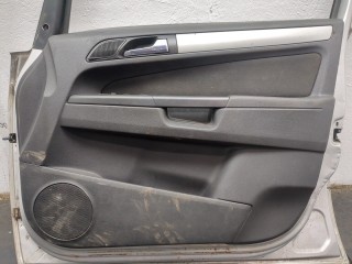 Динамик, Opel Zafira B 2005-2008