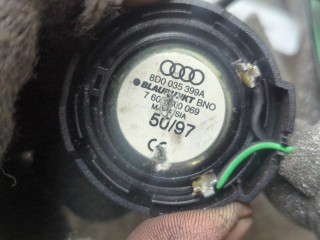 Динамик, Audi A4 1994-1999