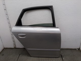 Дверная карта (Обшивка двери) правая задняя Audi A4 2000-2006