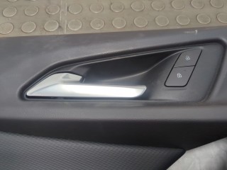 Дверная карта (Обшивка двери) левая передняя, Chevrolet Equinox 2024-2026