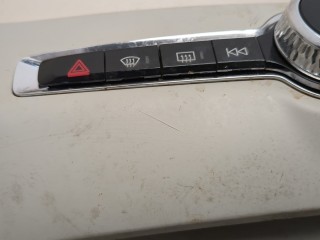 Панель управления магнитолой, Volvo S60 2018-2026