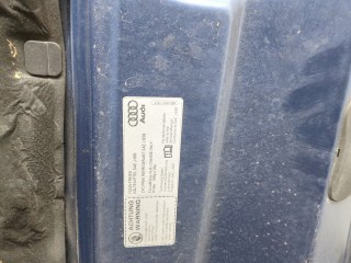 Обшивка капота, Audi A4 2000-2006