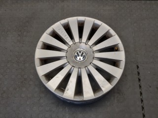 Колпачок литого диска Volkswagen Passat 2005-2010