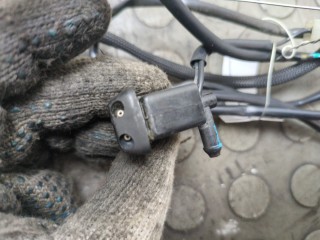 Форсунка омывателя стекла, ориг. номер A2028600947, A2028601047, Mercedes C W202 1993-1997