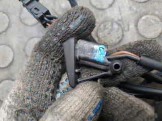 Форсунка омывателя стекла, ориг. номер A2028600947, A2028601047, Mercedes C W202 1993-1997