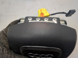 Подушка безопасности водителя, ориг. номер 8P0880201, Audi A3 2008-2013