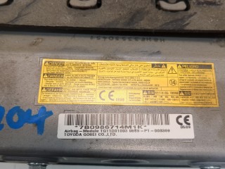 Подушка безопасности коленная, Toyota RAV 4 2010-2016