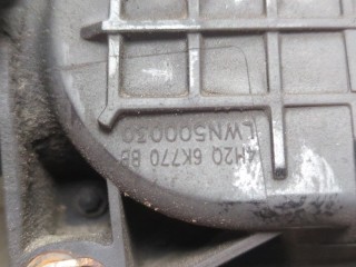 Патрубок корпуса воздушного фильтра, ориг. номер LWN500030, Land Rover Discovery 2004-2009