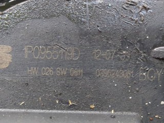 Двигатель стеклоочистителя (моторчик дворников) передний левый, Seat Altea 2004-2009
