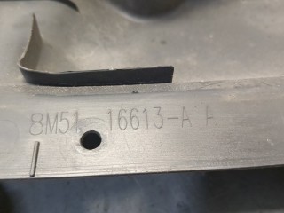 Накладка замка капота левая передняя, Ford Focus 2007-2011