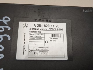 Блок управления бесключевого доступа, ориг. номер A2518201126, Mercedes R W251 2005-2007