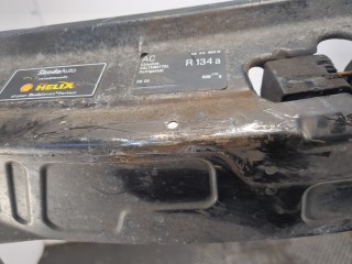Замок капота, Skoda Fabia 2007-2010
