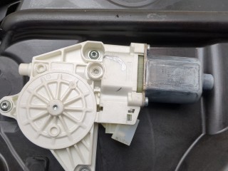 Стеклоподъемник электрический левый передний, ориг. номер A1667201102, Mercedes GLE 2015-2018