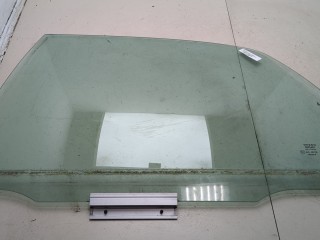 Стекло боковой двери левое заднее Volvo S80 1998-2003