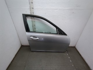 Стекло боковой двери правое переднее Mercedes C W204 2007-2011