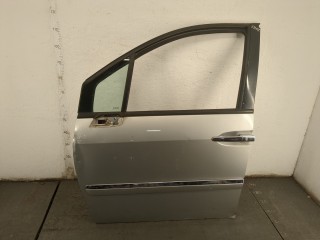 Стекло боковой двери левое переднее Citroen C8 2002-2008