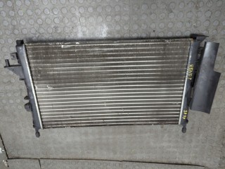 Радиатор охлаждения двигателя, Renault Laguna 2001-2005