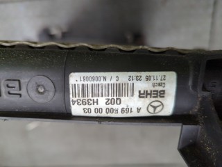 Радиатор охлаждения двигателя, Mercedes A-Класс 2004-2008