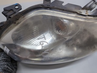 Фара (передняя) левая, Toyota Auris 2006-2010